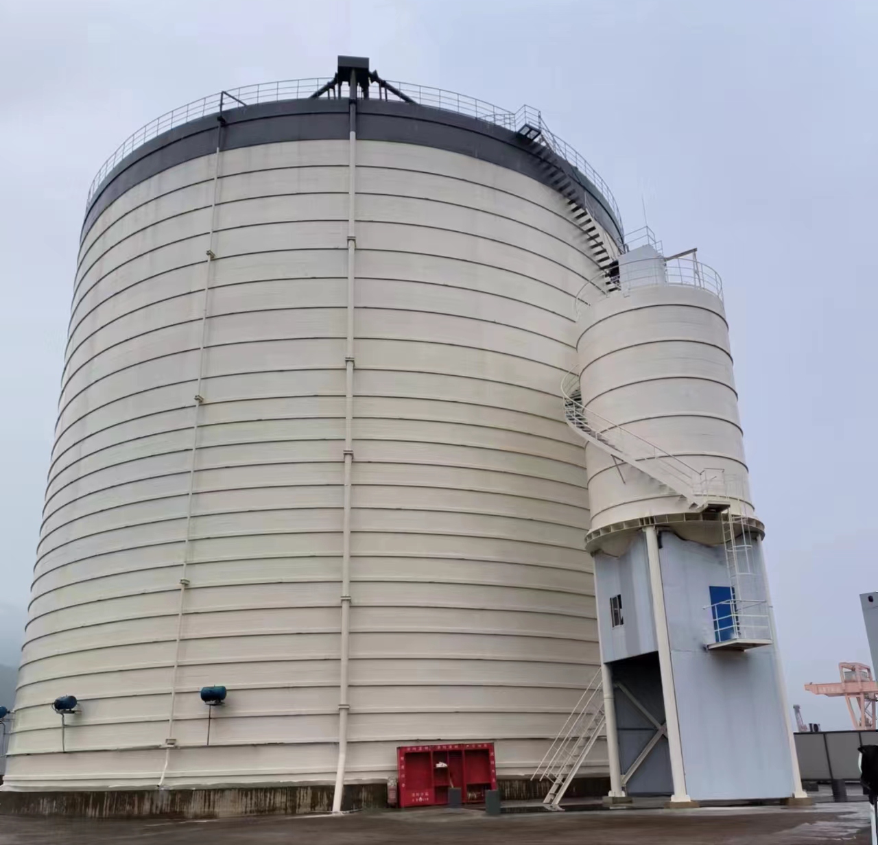 鼓楼10万吨水泥钢板库